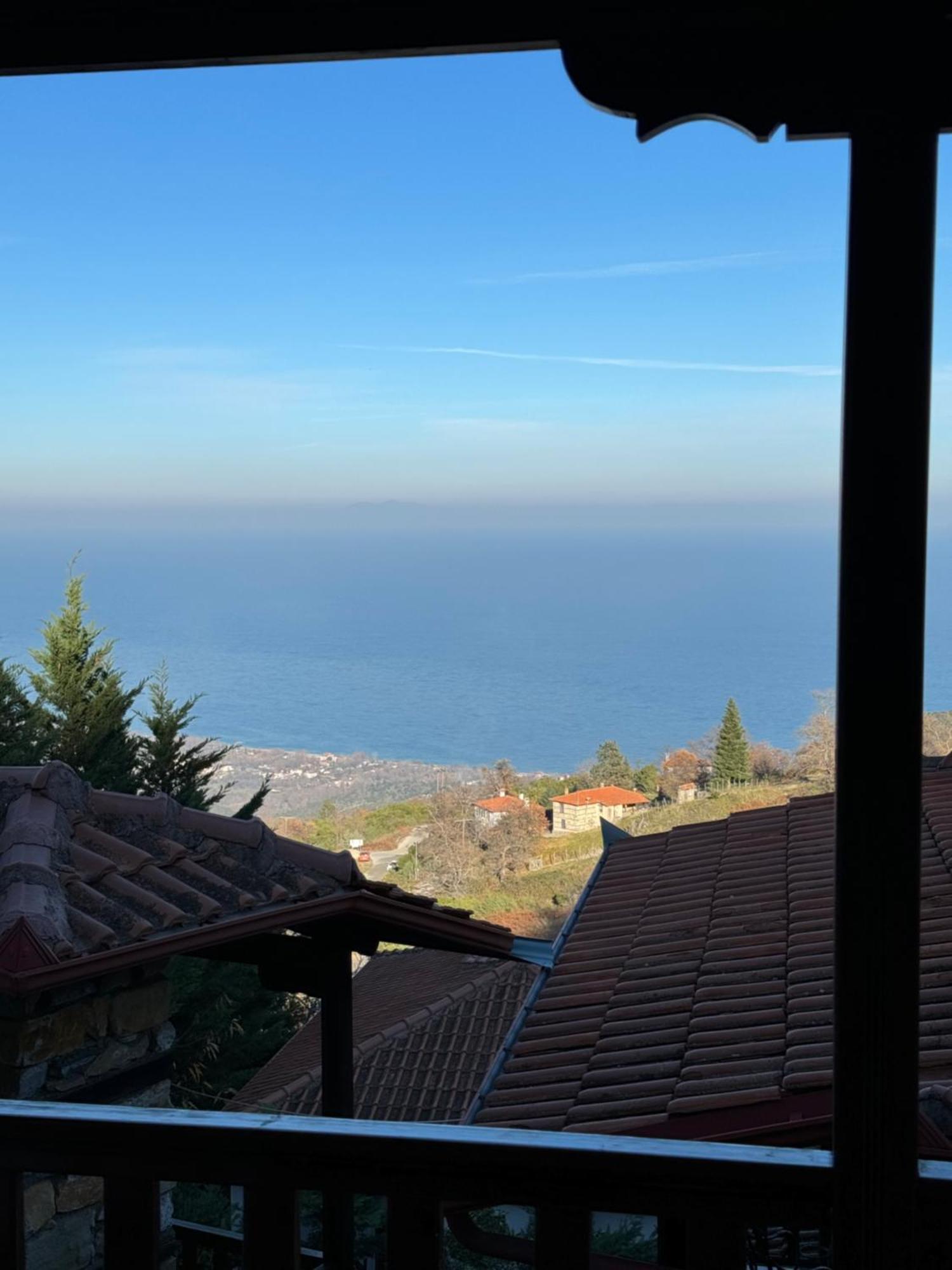 Enastron Guesthouse Palaios Panteleimonas Buitenkant foto